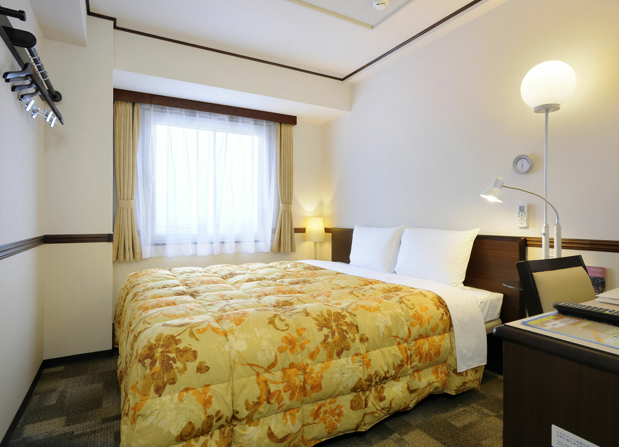 Toyoko Inn Osaka Shinsaibashi Nishi Eksteriør bilde