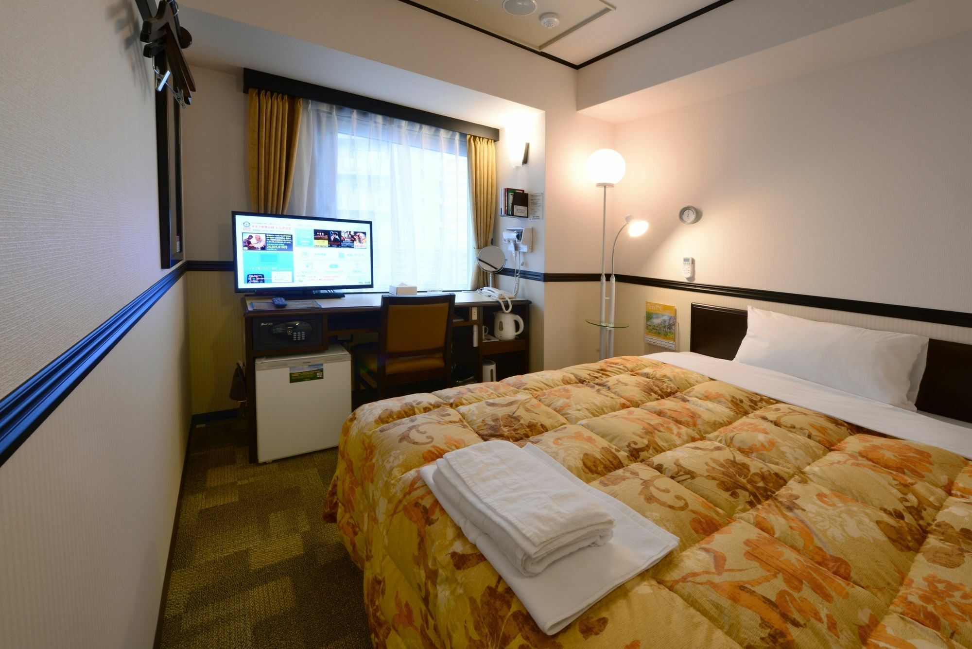 Toyoko Inn Osaka Shinsaibashi Nishi Eksteriør bilde